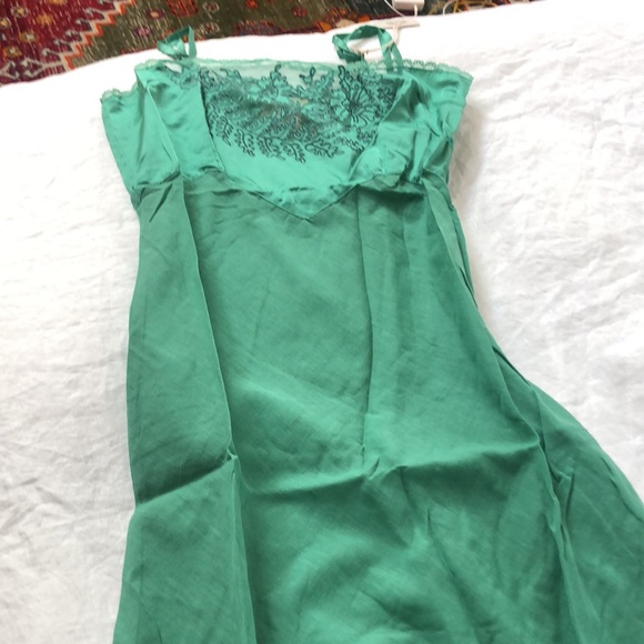 ROMEO AND JULIET DRESS - Picture 11 of 13